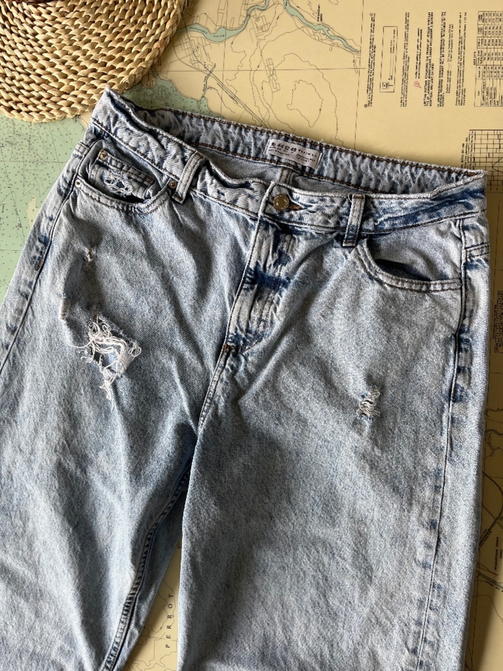 Primark Distressed Wide Leg Light Wash Jeans with Raw Hem